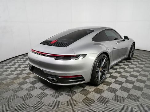 Certified 2022 Porsche 911 Carrera RWD image 27