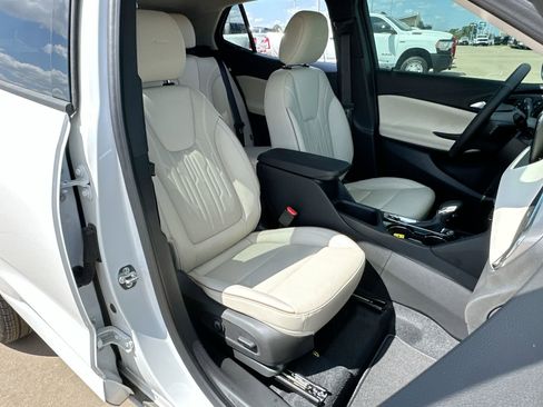 New 2026 Buick Encore GX Avenir w/ Avenir Technology Package FWD image 23
