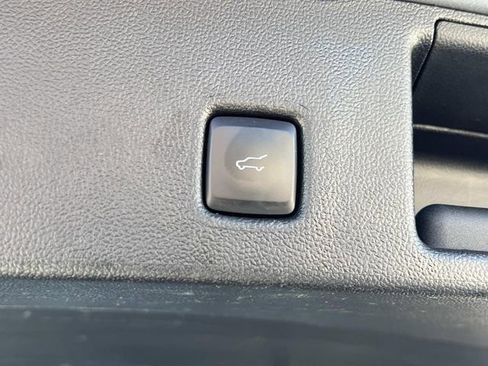 Certified 2022 Ford Escape SEL image 13