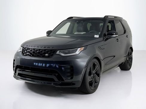 Used 2024 Land Rover Discovery Dynamic SE AWD/4WD image 1