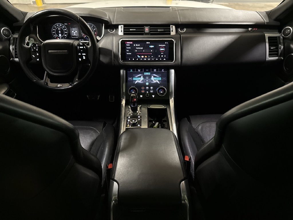 Used 2018 Land Rover Range Rover Sport SVR AWD/4WD image 10