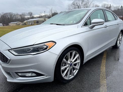 Used 2017 Ford Fusion Platinum image 4