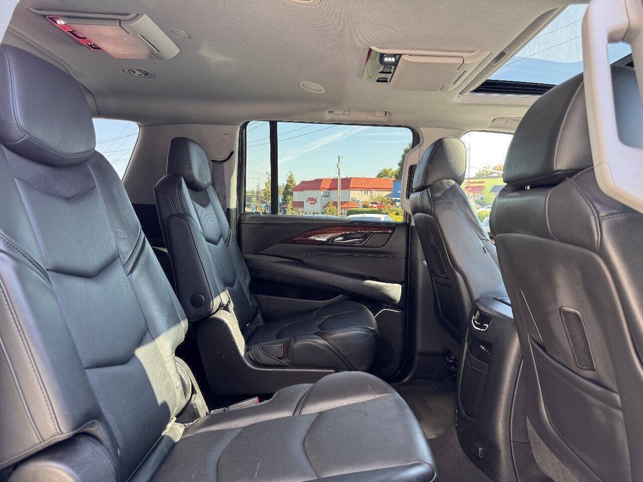 Used 2015 Cadillac Escalade ESV Premium AWD/4WD image 20