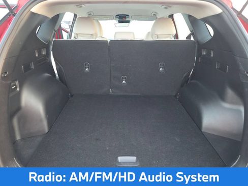 Used 2025 Hyundai Tucson SE AWD/4WD image 4