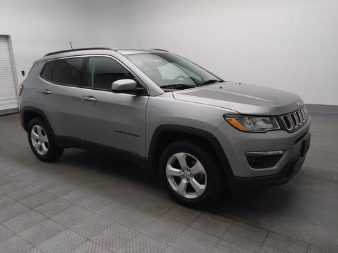 Used 2018 Jeep Compass Latitude w/ Popular Equipment Group image 11