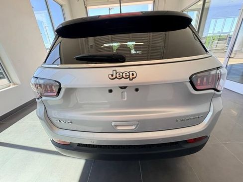 Used 2025 Jeep Compass Limited AWD/4WD image 6