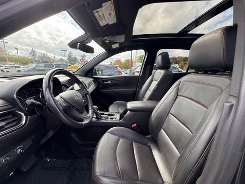 Used 2022 Chevrolet Equinox RS w/ RS Leather Package image 21