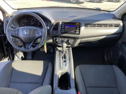 Used 2022 Honda HR-V LX image 21