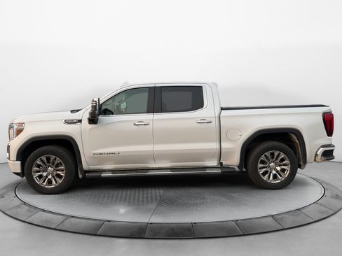 Used 2021 GMC Sierra 1500 Denali w/ Technology Package AWD/4WD image 3