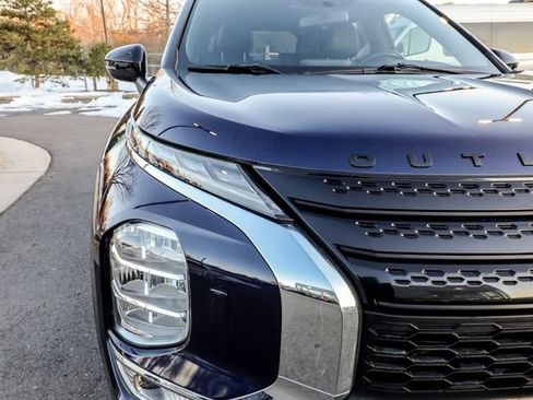 Used 2022 Mitsubishi Outlander SEL Black Edition image 20