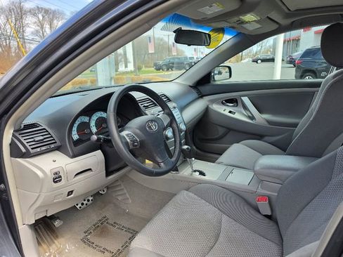 Used 2011 Toyota Camry SE w/ SE Extra-Value Pkg #1 image 20