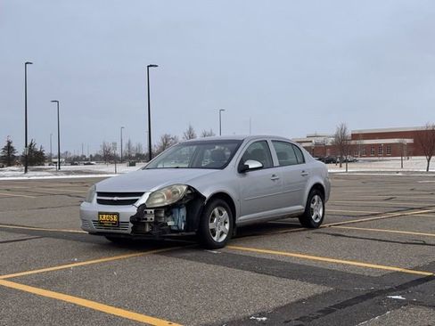 Used 2008 Chevrolet Cobalt LT image 32