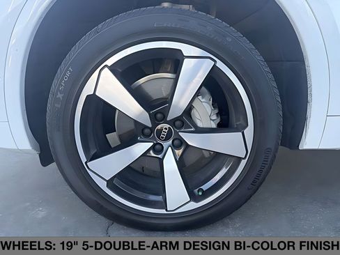 Used 2023 Audi Q5 2.0T Prestige w/ Prestige Package image 4