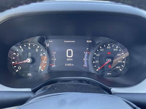 Used 2025 Jeep Compass Limited AWD/4WD image 20