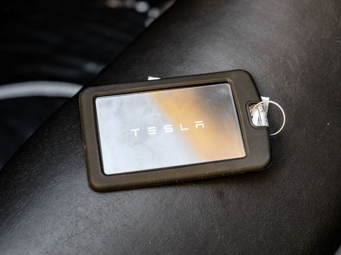 Used 2020 Tesla Model Y Long Range image 50