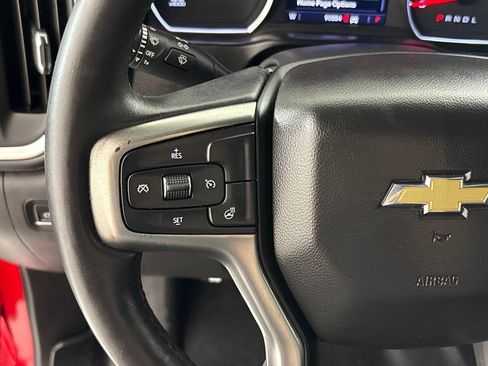 Used 2021 Chevrolet Silverado 1500 LT AWD/4WD image 28