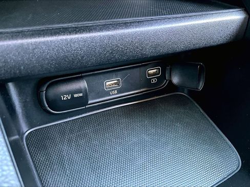 Certified 2024 Kia Forte LXS image 29