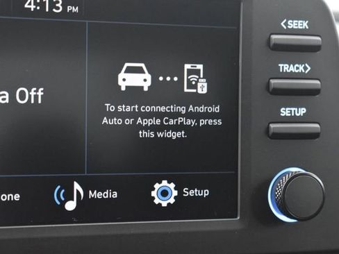 Used 2025 Hyundai Elantra Sport image 14