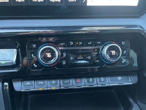 Used 2023 GMC Sierra 1500 AT4 w/ AT4 Premium Package image 19