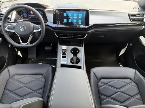 New 2026 Volkswagen Atlas Cross Sport SE FWD image 13