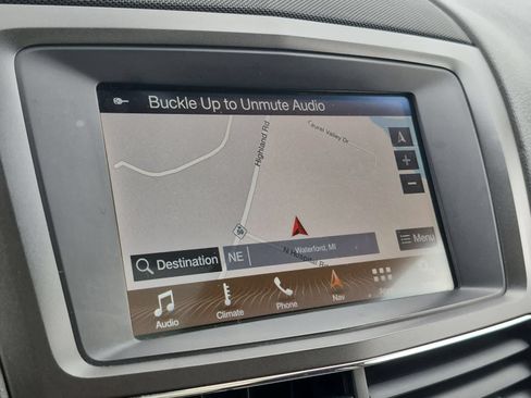 Used 2019 Lincoln MKT AWD image 30