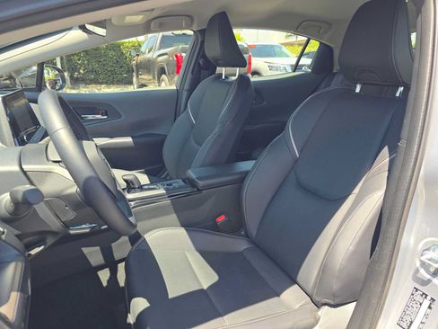 Certified 2026 Toyota Prius XLE FWD image 22