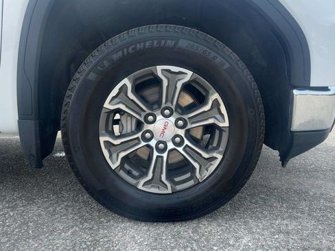 Used 2025 GMC Sierra 1500 SLT RWD image 36