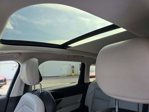 New 2026 Lincoln Nautilus Premier w/ Equipment Group 102A image 9