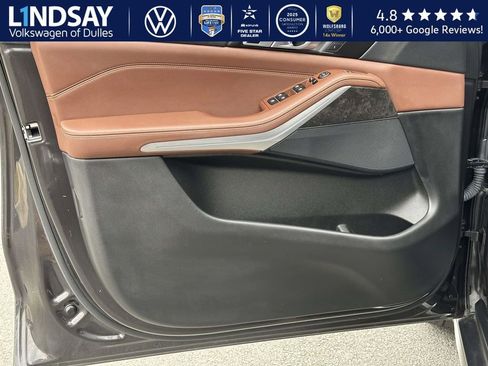 Used 2023 BMW X5 xDrive40i w/ Parking Assistance Package image 8