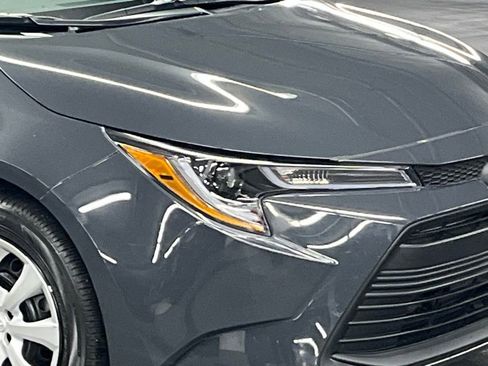 Used 2024 Toyota Corolla LE image 37