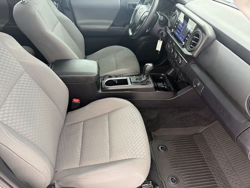 Used 2023 Toyota Tacoma SR AWD/4WD image 21