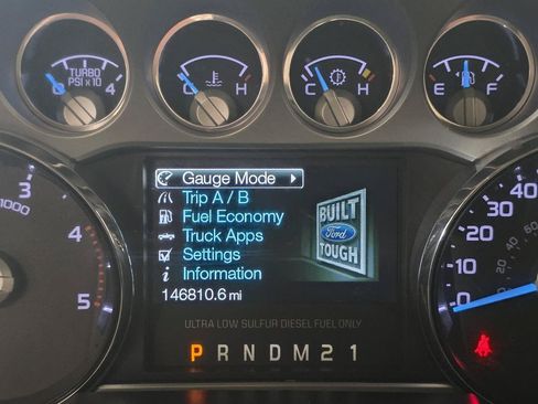 Used 2015 Ford F250 Lariat w/ Lariat Ultimate Package AWD/4WD image 17