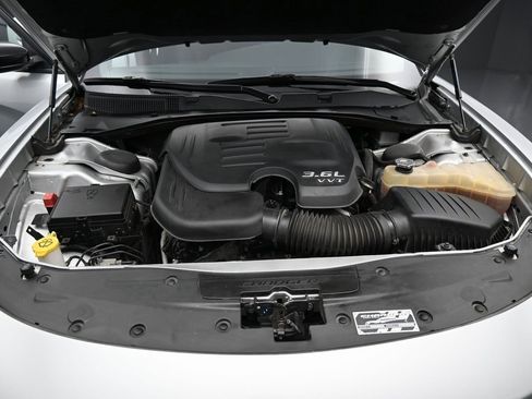 Used 2023 Dodge Charger SXT image 28