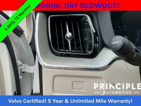 Certified 2023 Volvo XC60 B5 Plus w/ Climate Package FWD image 26
