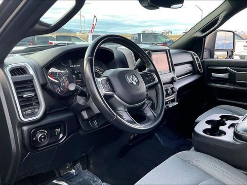 Used 2024 RAM 3500 Big Horn image 14