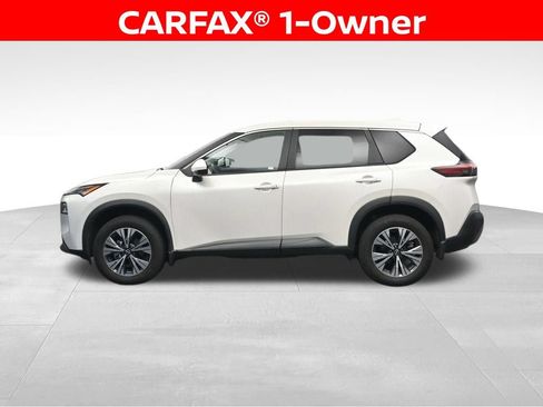 Used 2023 Nissan Rogue SV FWD image 2
