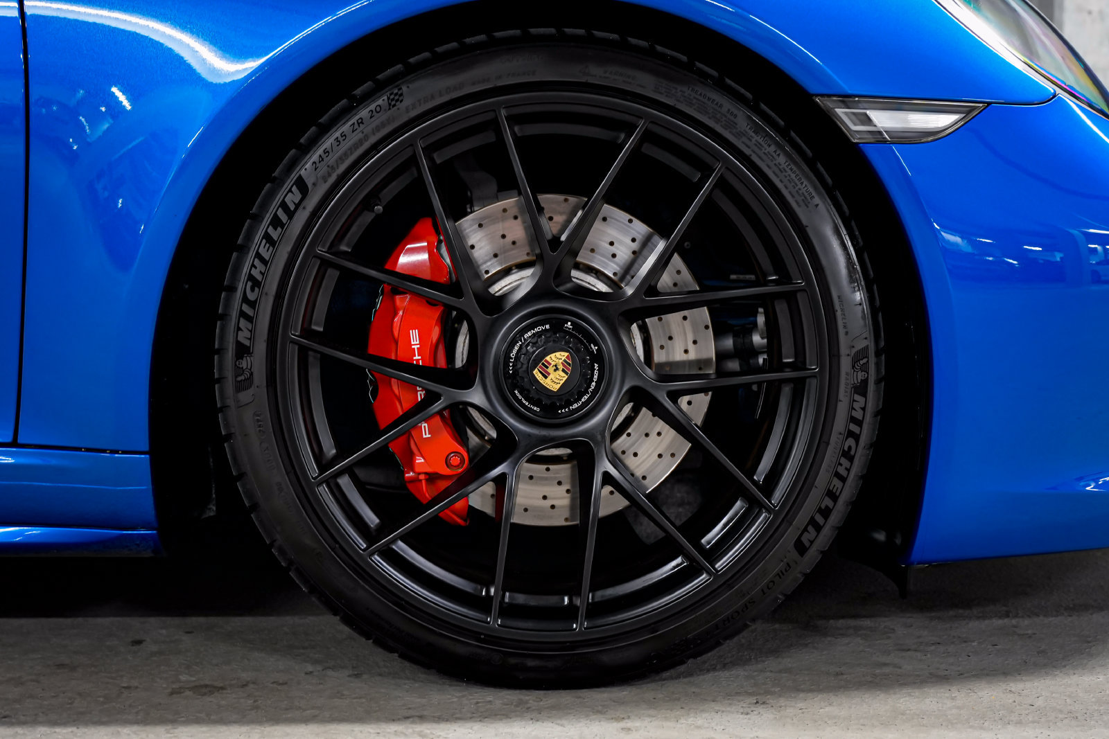 Used 2017 Porsche 911 Carrera GTS RWD image 47
