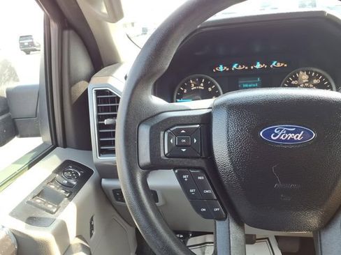 Used 2018 Ford F150 XLT image 12