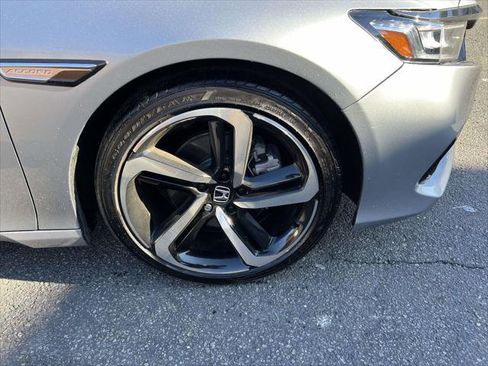 Used 2022 Honda Accord Sport image 8