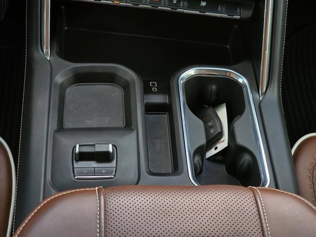Used 2026 GMC Sierra 3500 Denali Ultimate AWD/4WD image 17