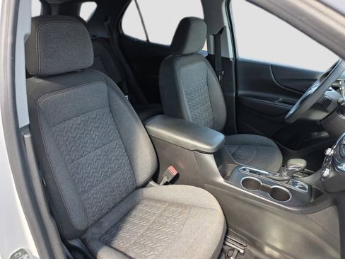 Used 2022 Chevrolet Equinox LT image 15