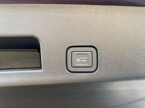 New 2026 GMC Acadia Elevation image 6