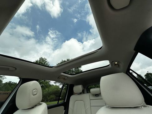 Certified 2022 Mercedes-Benz GLB 250 image 34