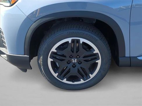 New 2026 Honda Pilot Touring image 10