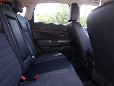 Used 2024 Mitsubishi Outlander Sport AWD image 21