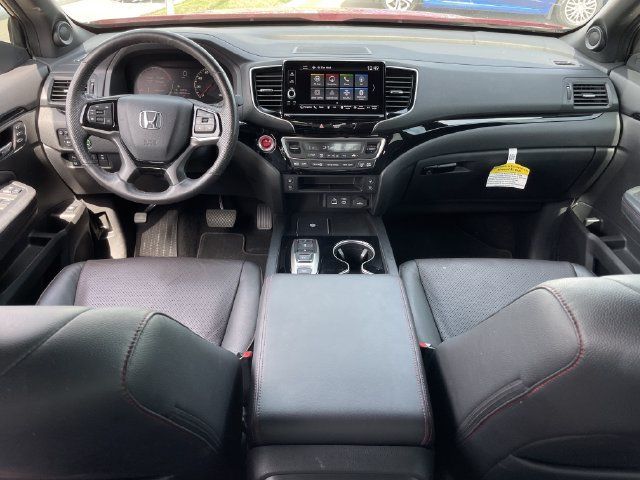 Used 2025 Honda Ridgeline Black Edition image 9