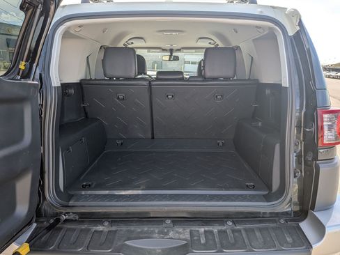 Used 2011 Toyota FJ Cruiser 4WD w/ Convenience Pkg image 27