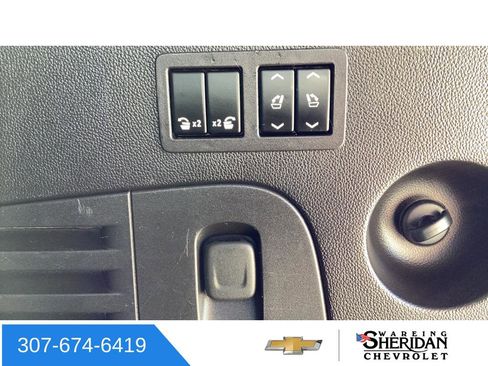 Used 2018 Chevrolet Suburban Premier AWD/4WD image 35
