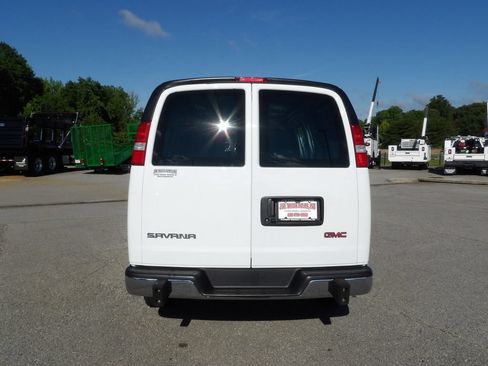 Used 2025 GMC Savana 2500 w/ Driver Convenience Package RWD image 6