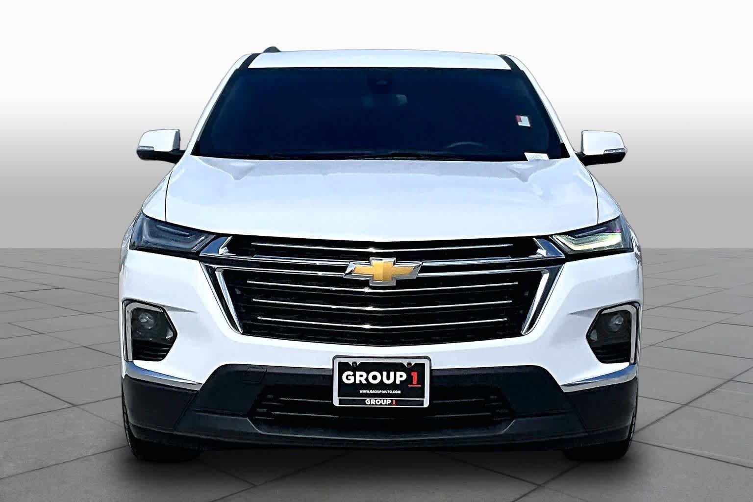 Used 2023 Chevrolet Traverse LT FWD image 7